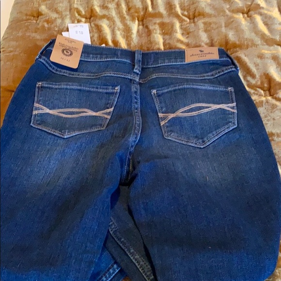 Cute girls Abercrombie jeans. Size 11/12 - Picture 6 of 7